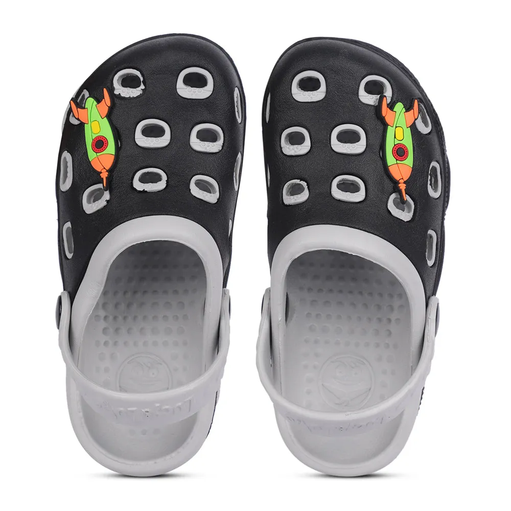 Lucy & Luke Black Casual Slingback Clogs For Kids LPMXT-823 By Liberty