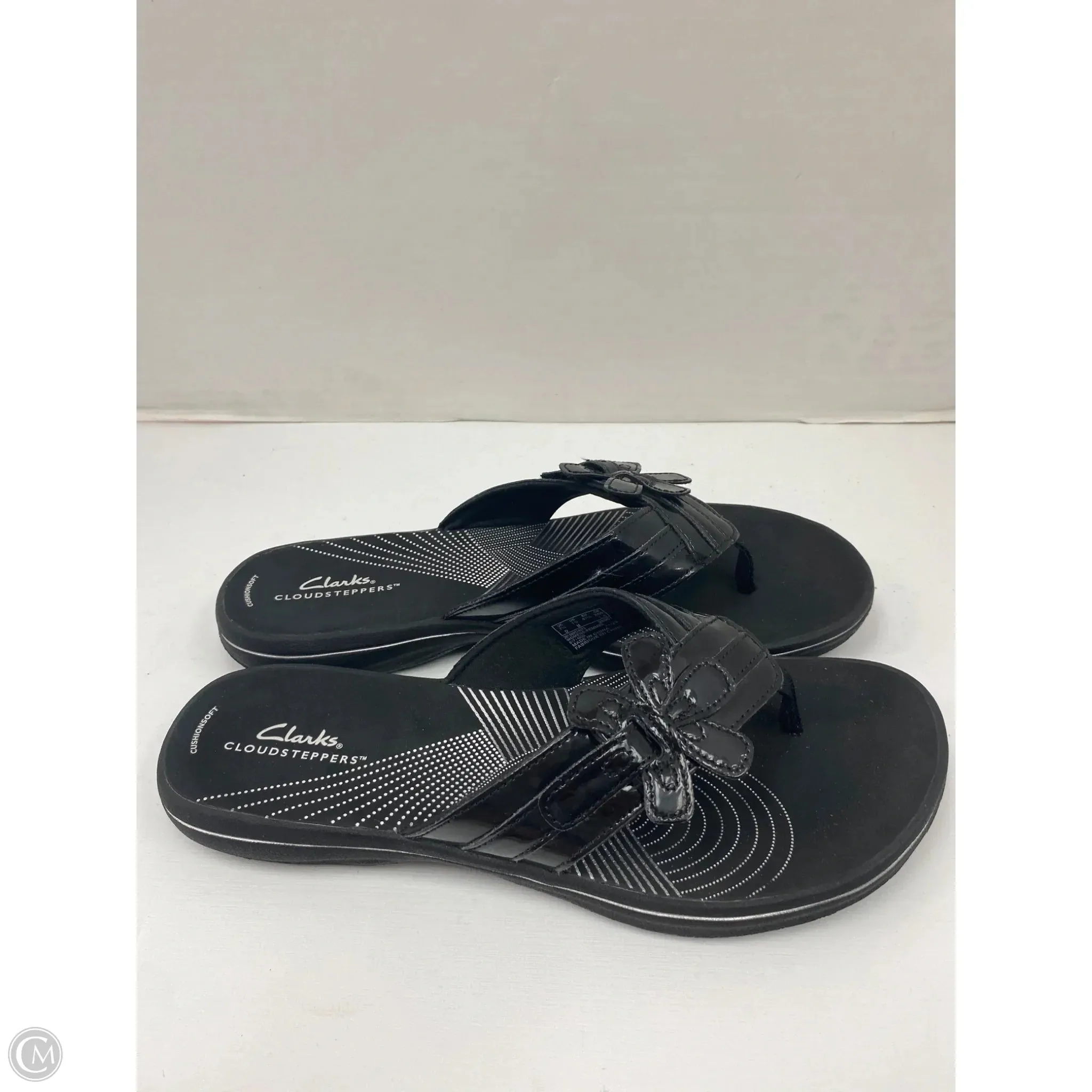 Sandals Flats By Clarks In Black, Size: 10