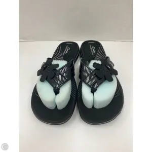 Sandals Flats By Clarks In Black, Size: 10