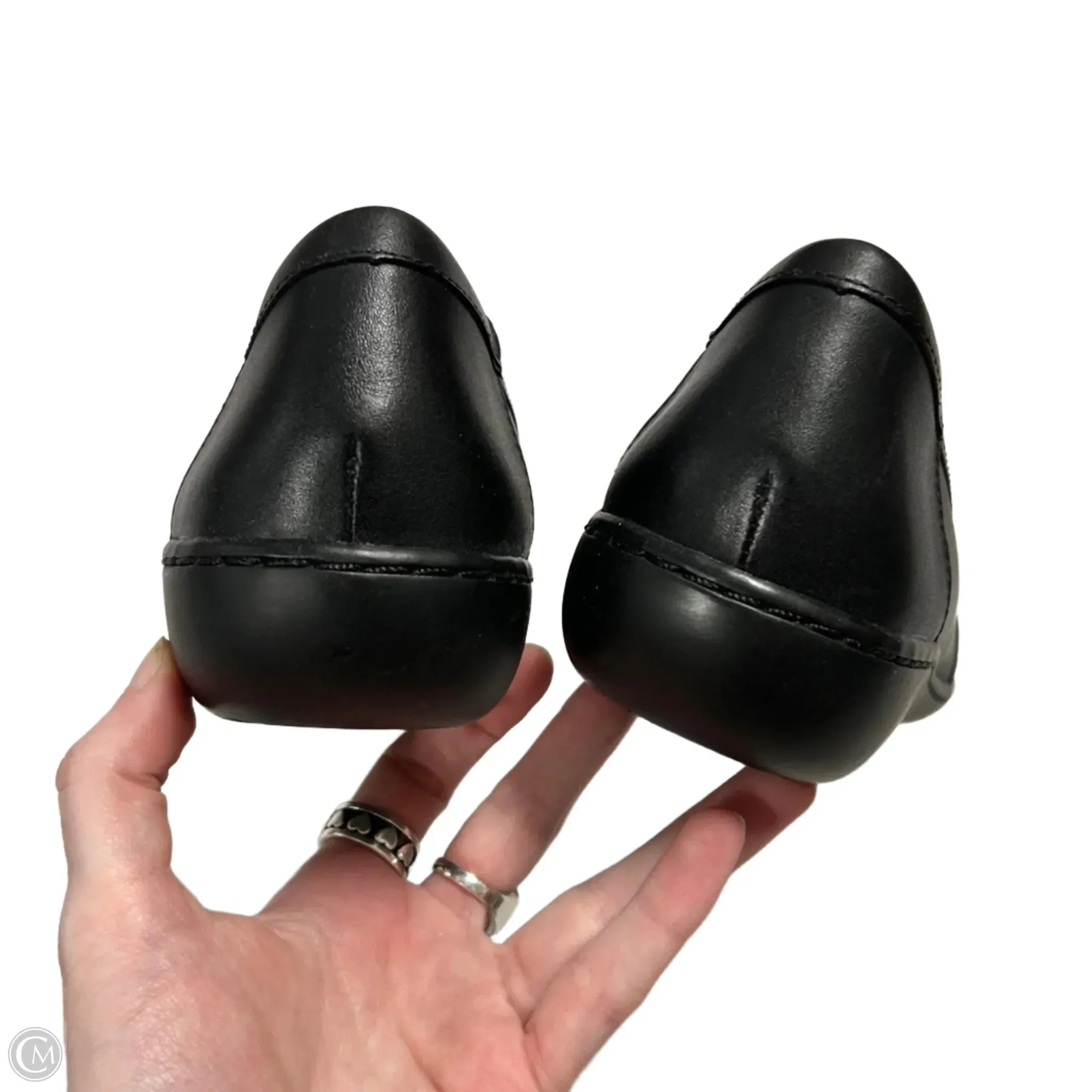 Shoes Flats By Clarks In Black, Size: 9